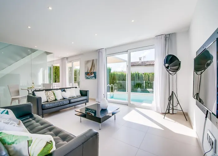 Holiday Home With Fenced Garden